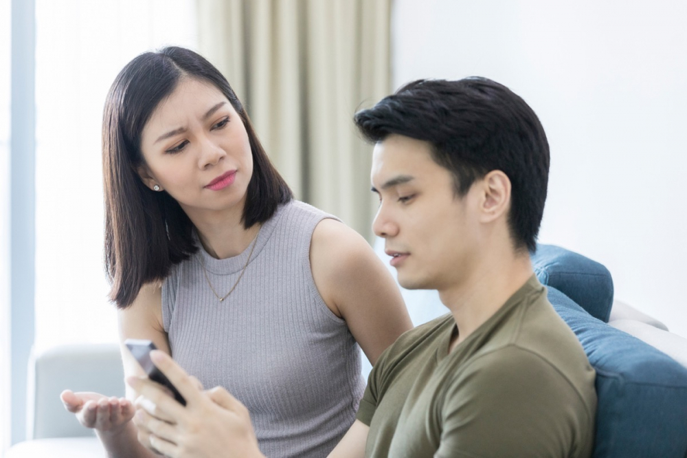 Nhắm mắt mà yêu chồng