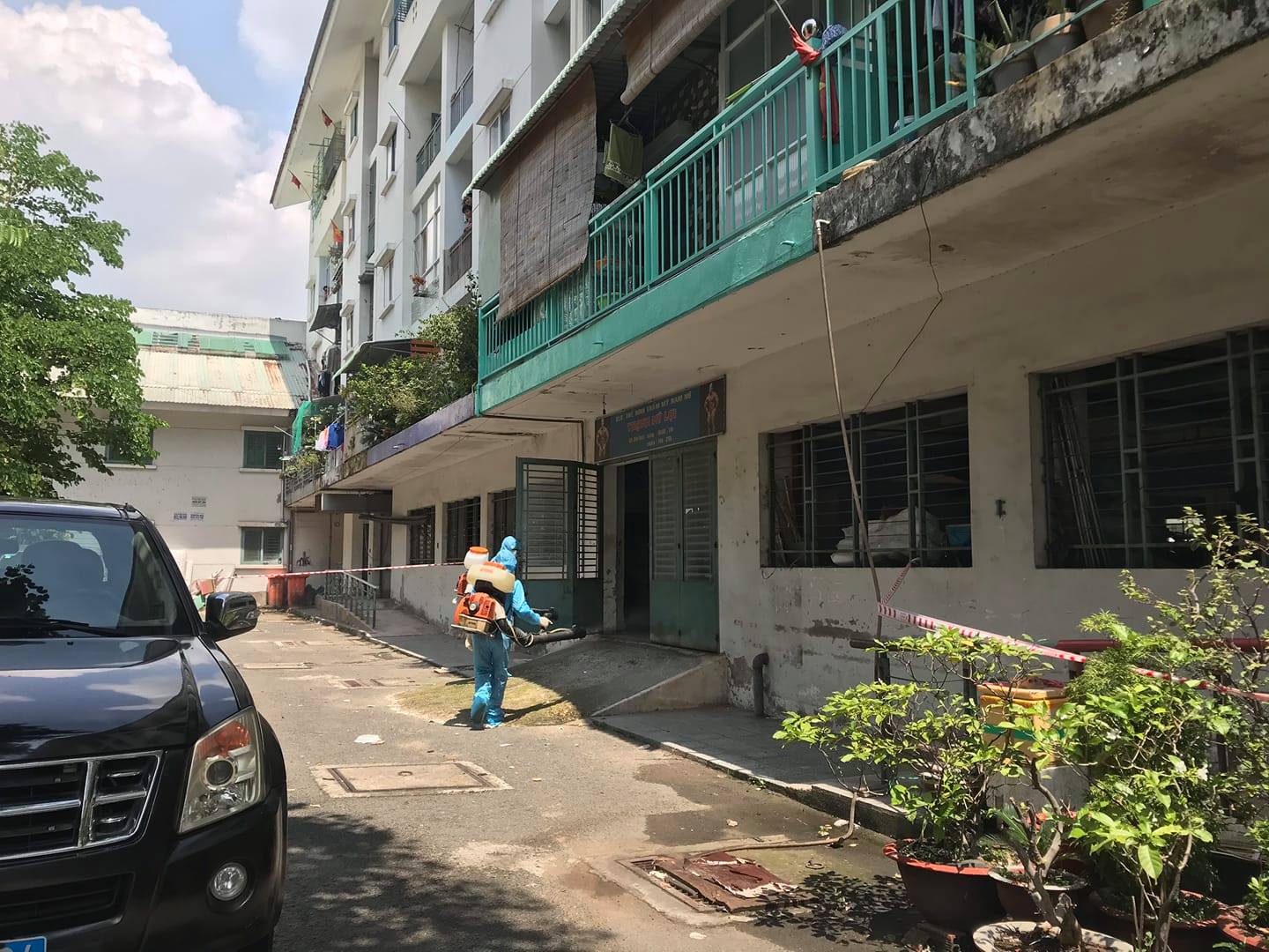 Tối 17-6, th&ecirc;m 136 ca mắc Covid-19, TP HCM v&agrave; Bắc Giang c&ugrave;ng c&oacute; 62 ca - Ảnh 2.