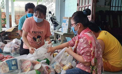 KH&Ocirc;NG ĐỂ NGƯỜI LAO ĐỘNG ĐƠN ĐỘC (*): Hết l&ograve;ng v&igrave; đo&agrave;n vi&ecirc;n - Ảnh 1.