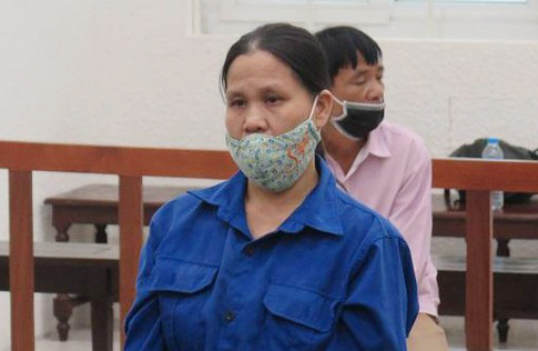 Người đàn bà dùng thuốc trừ sâu hạ độc chồng và tình địch