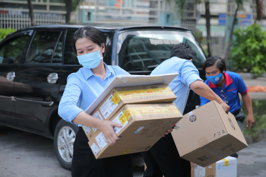 Giám đốc Bệnh viện Nguyễn Tri Phương: Cảm ơn sự hỗ trợ thiết thực của Báo Người Lao Động! - Ảnh 2.