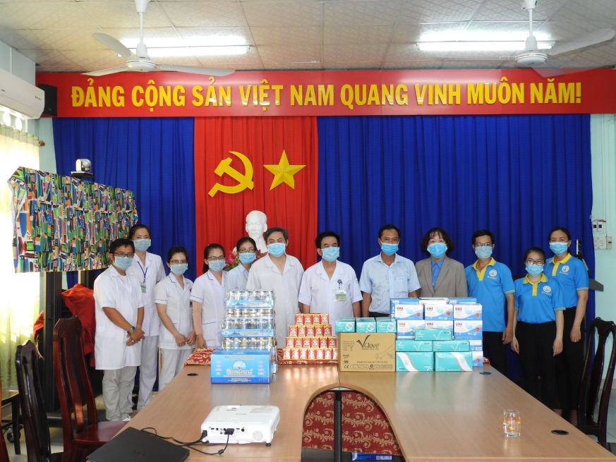 Yến s&agrave;o Kh&aacute;nh H&ograve;a chung tay c&ugrave;ng cộng đồng đẩy l&ugrave;i đại dịch Covid-19 - Ảnh 3.