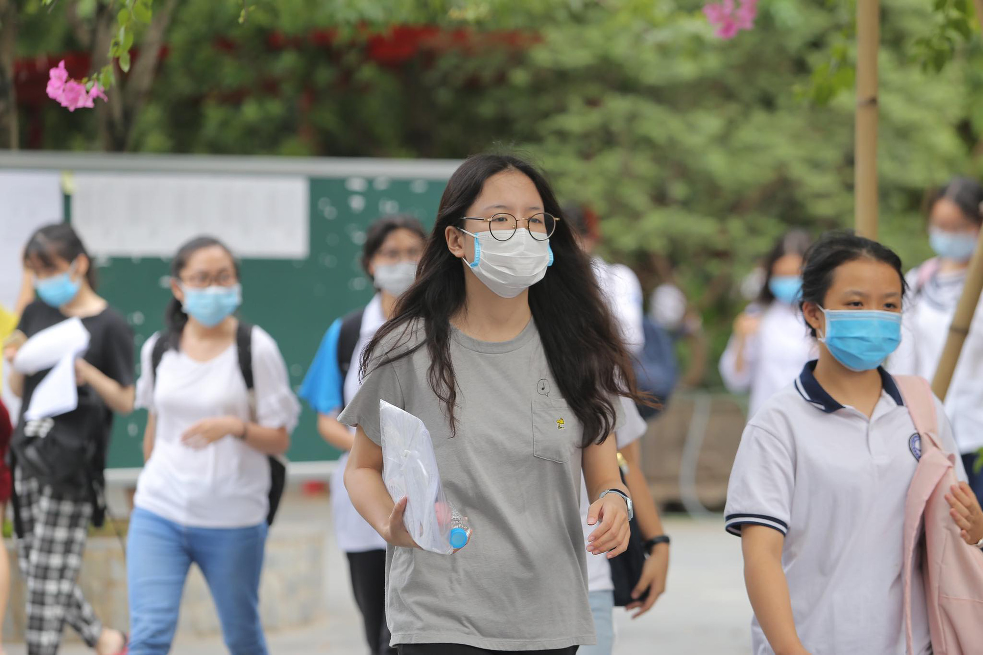 Ch&iacute;nh thức thi tốt nghiệp THPT 2 đợt - Ảnh 1.