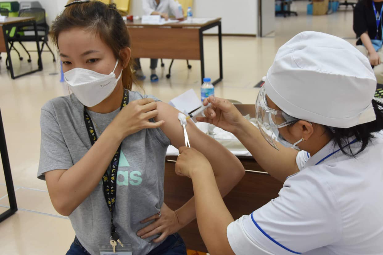 Trưa 19-6, thêm 112 ca Covid-19, TP HCM có 64 ca, 13 trường hợp đang điều tra dịch tễ - Ảnh 2.