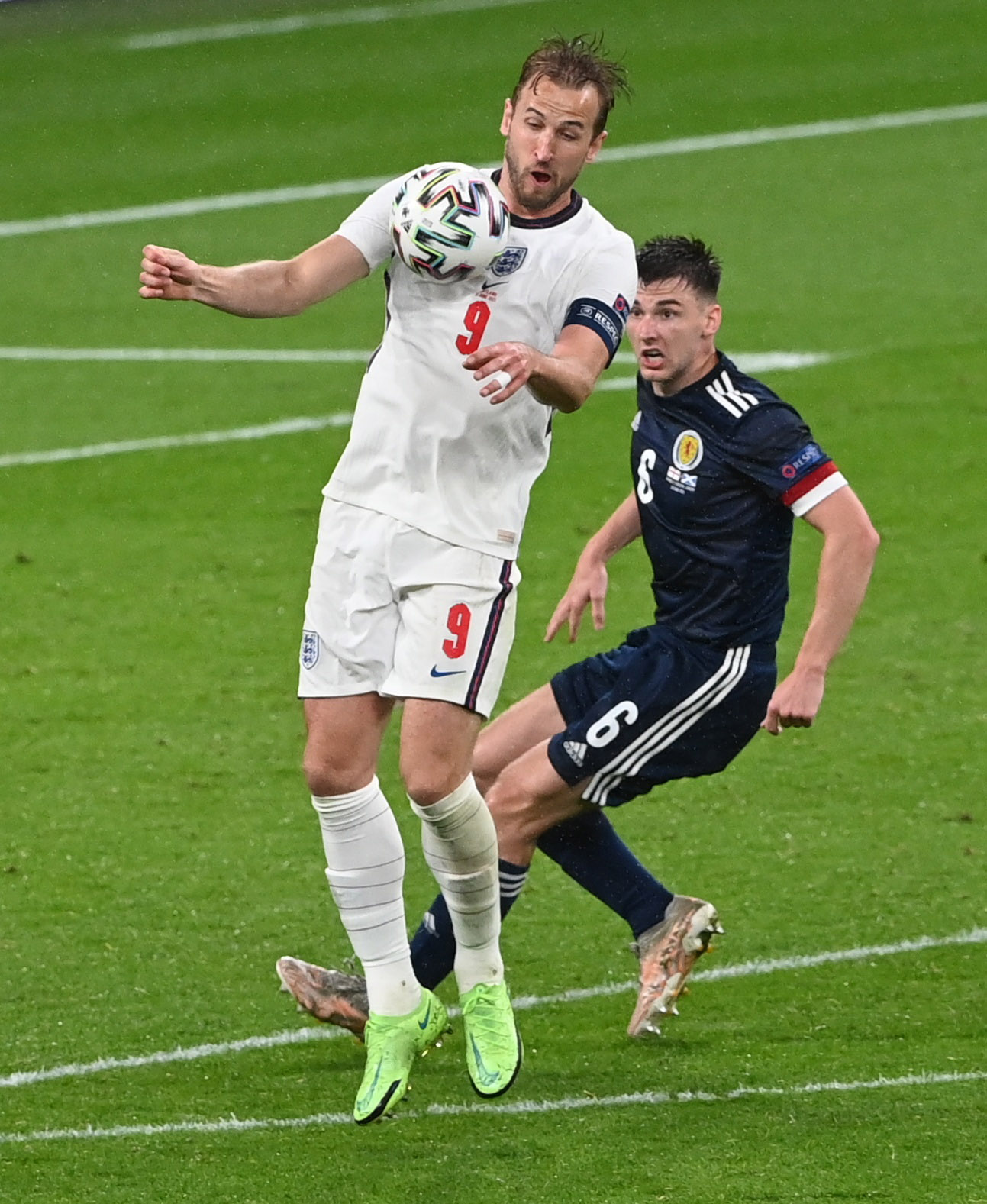 Harry Kane mờ nhạt, tuyển Anh su&yacute;t thua Scotland - Ảnh 1.