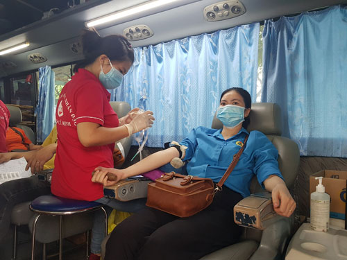 154 đoàn viên tham gia hiến máu tình nguyện