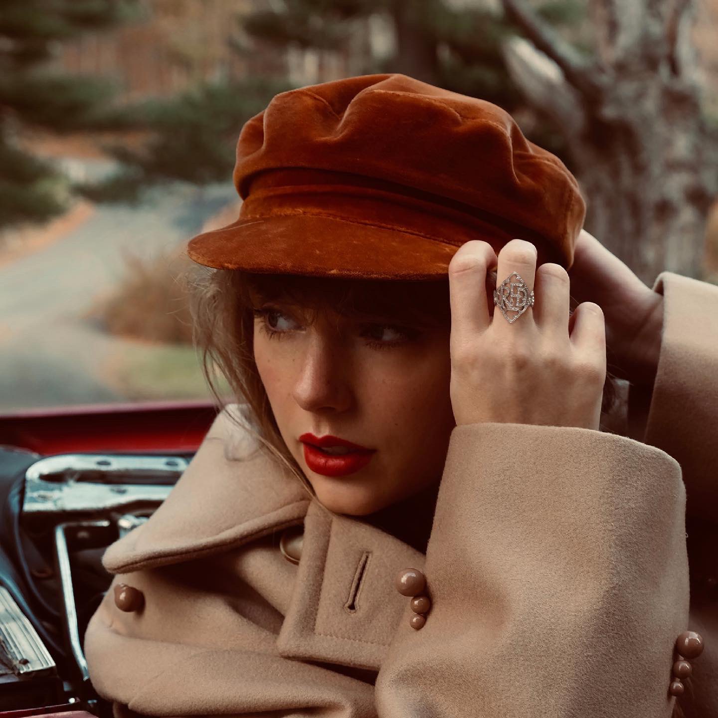 Taylor Swift sẽ thu âm lại siêu phẩm "Red"
