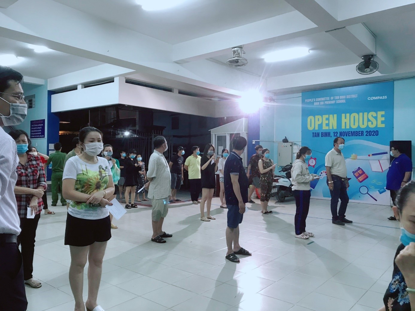 TP HCM: Hơn 1.600 người ở quận Tân Bình phải xét nghiệm vì tài xế dương tính với SARS-CoV-2