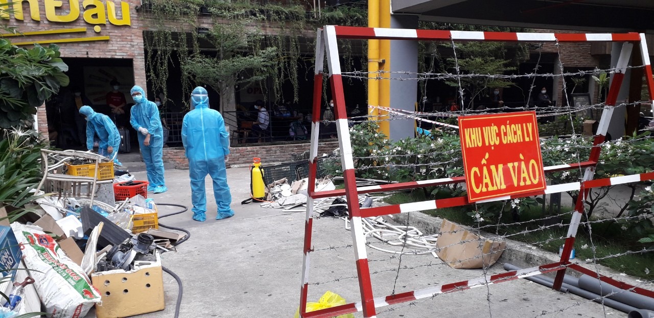 TP HCM: Truy tìm gấp người từng đến quán ăn Gánh Đậu ở quận 12