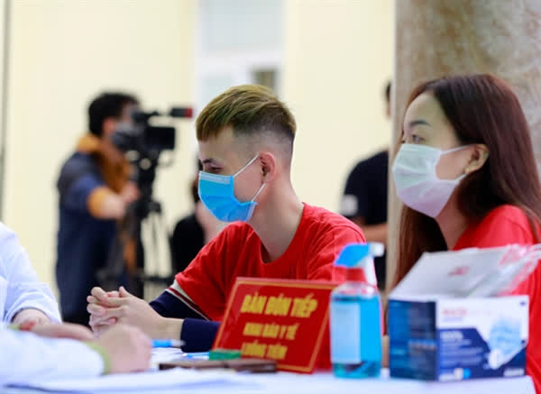 Đã có 1.700 người đăng ký tiêm thử nghiệm vắc-xin Nano Covax giai đoạn 3