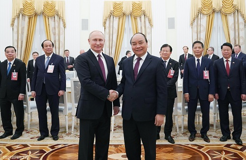 Chủ tịch nước Nguyễn Xu&acirc;n Ph&uacute;c gửi thư tới Tổng thống Nga Vladimir Putin - Ảnh 1.