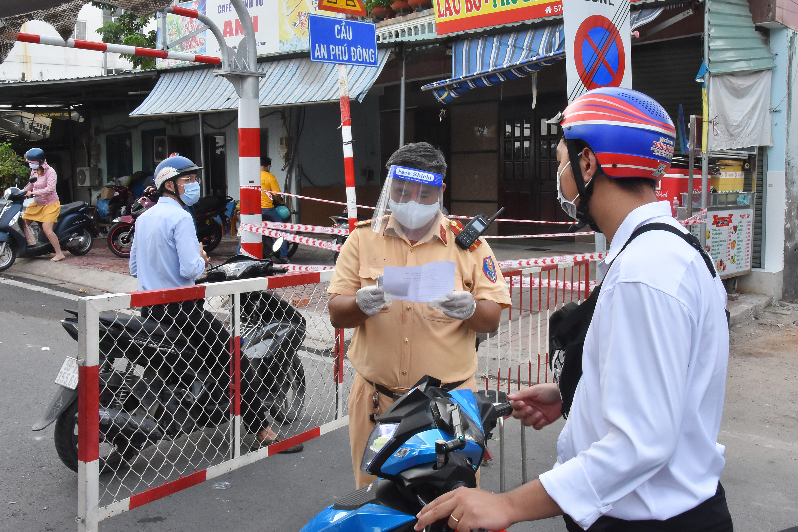 TP HCM: Các chốt kiểm soát ra vào Gò Vấp không còn ùn ứ