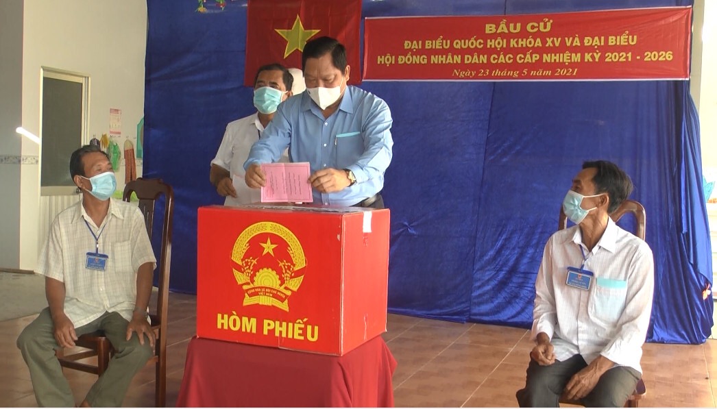 Danh s&aacute;ch 51 đại biểu tr&uacute;ng cử HĐND tỉnh C&agrave; Mau: Nhiều l&atilde;nh đạo chủ chốt đạt t&iacute;n nhiệm cao - Ảnh 4.