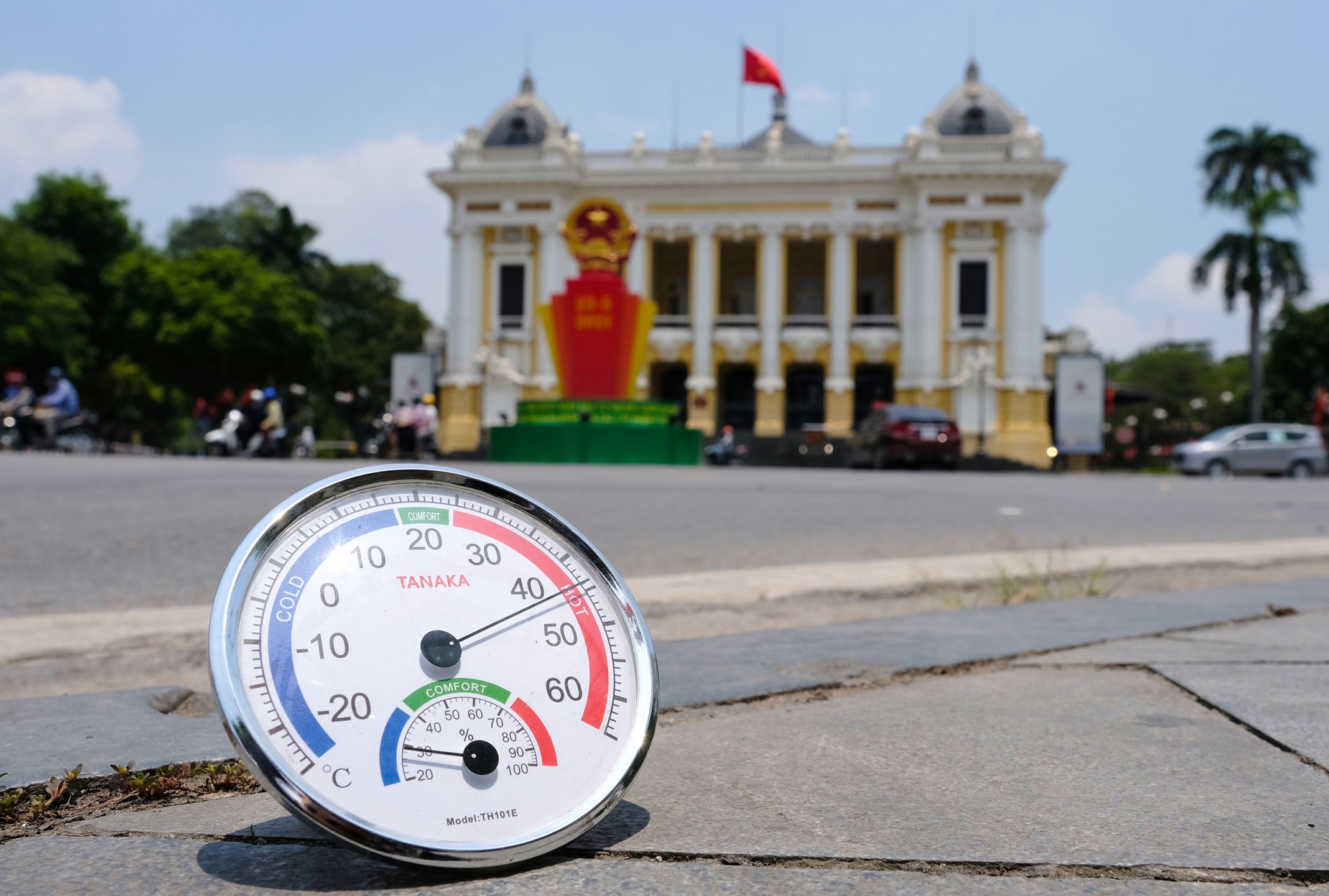 Nắng nóng đặc biệt gay gắt tới 40 độ C ở Bắc Bộ, Trung Bộ bao giờ chấm dứt?