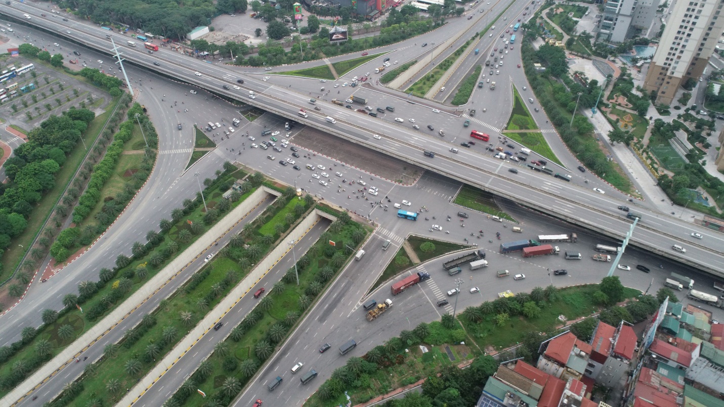 Gi&aacute; bất động sản Thủ đ&ocirc; H&agrave; Nội tiếp tục tăng - Ảnh 1.