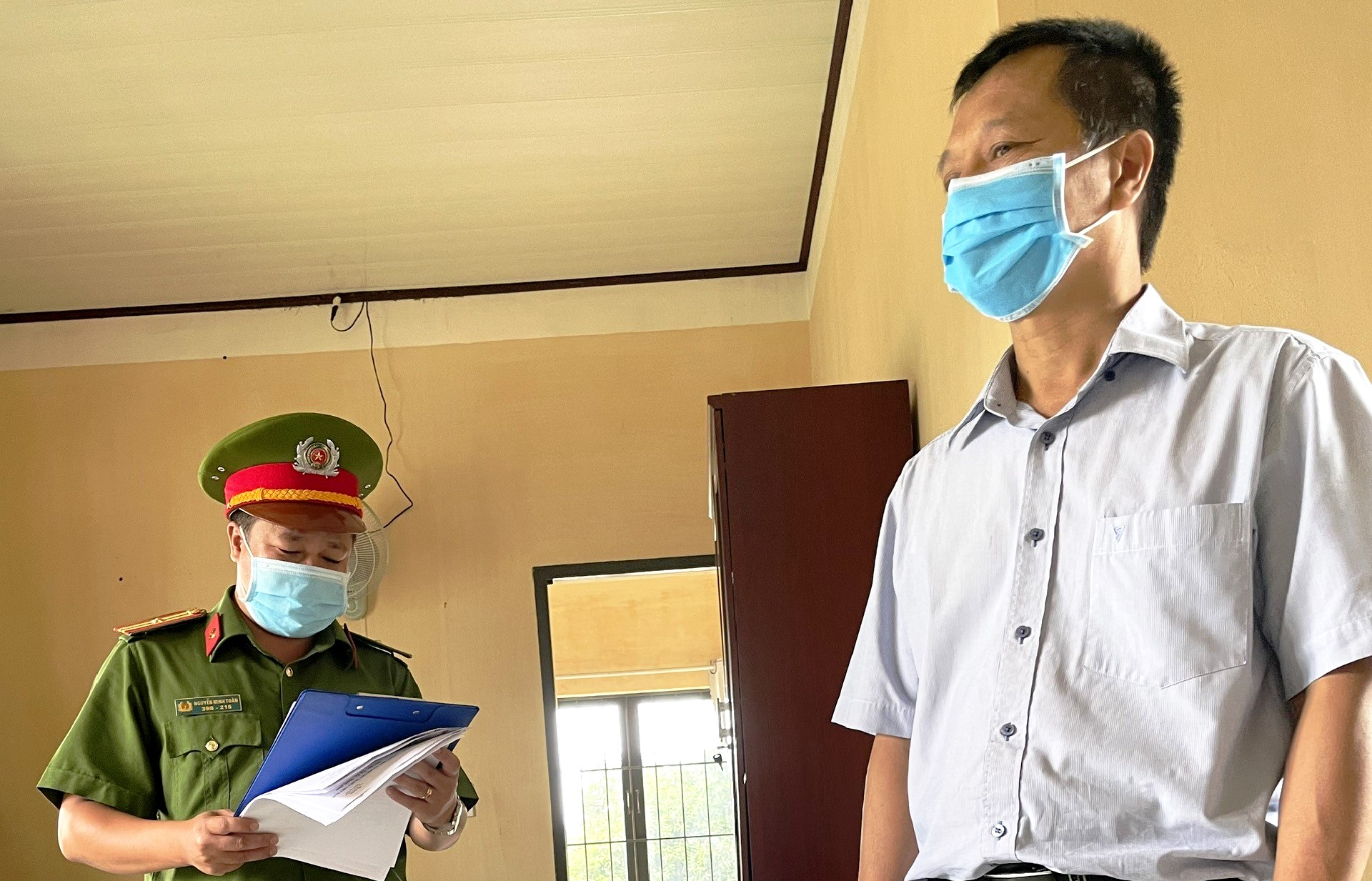 Bắt giám đốc Trung tâm Giáo dục nghề huyện Đức Trọng - Lâm Đồng