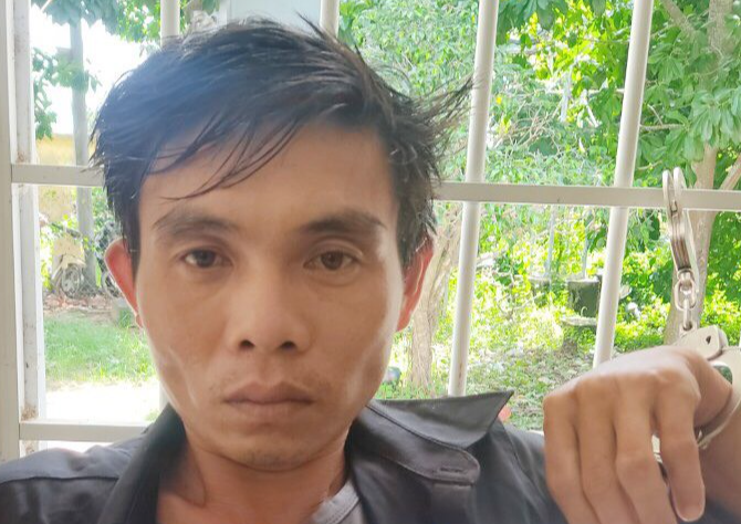 2 cô gái chống trả gã "yêu râu xanh"