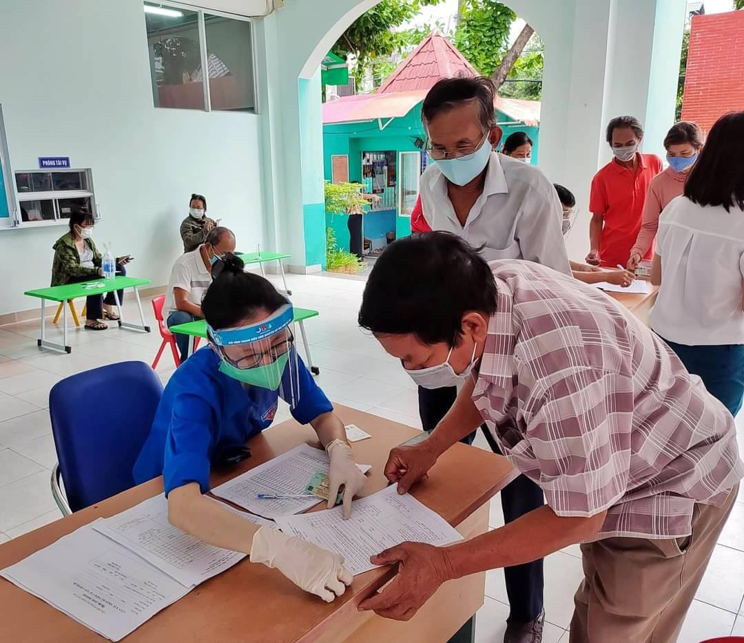 TP HCM: Trong một ngày, 36 bệnh nhân Covid-19 xuất viện