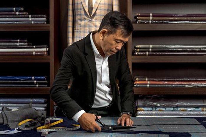 Vì sao nên chọn cho mình một bộ suit tại Mon Amie?