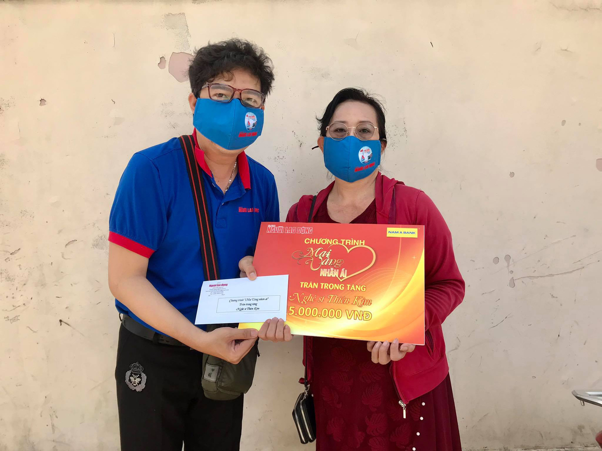 Mai V&agrave;ng nh&acirc;n &aacute;i thăm nghệ sĩ h&aacute;t bội Mỹ Kim v&agrave; nh&agrave; b&aacute;o Trần Đại Ph&uacute; - Ảnh 3.