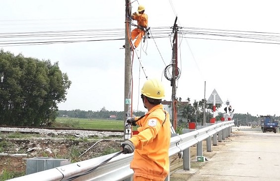 PC Quảng Ngãi: Đầu tư đồng bộ hạ tầng lưới điện