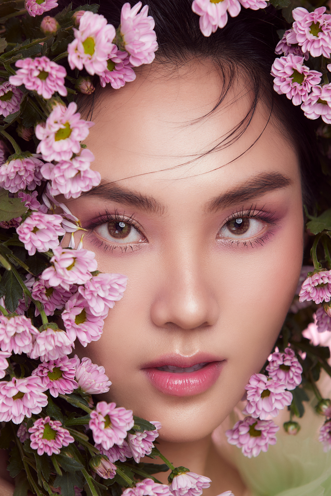 Xuất hiện ứng tuyển vương miện Miss World Vietnam 2021 d&ugrave; cuộc thi chưa diễn ra - Ảnh 2.