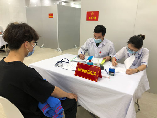 Chỉ cấp phép vắc-xin khẩn cấp khi đủ dữ liệu an toàn
