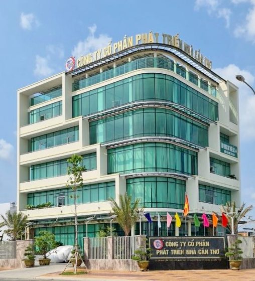 Cần Thơ: Doanh nghiệp phản ứng vì cho rằng bị bêu tên nợ thuế oan