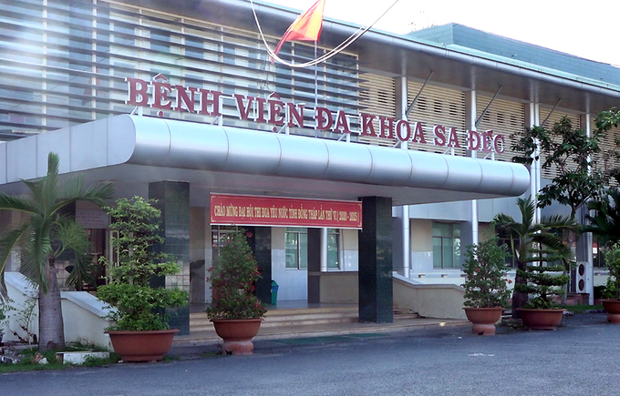 Đồng Th&aacute;p c&oacute; 2 ca nghi mắc Covid-19, Ki&ecirc;n Giang phong tỏa nhiều nơi - Ảnh 1.