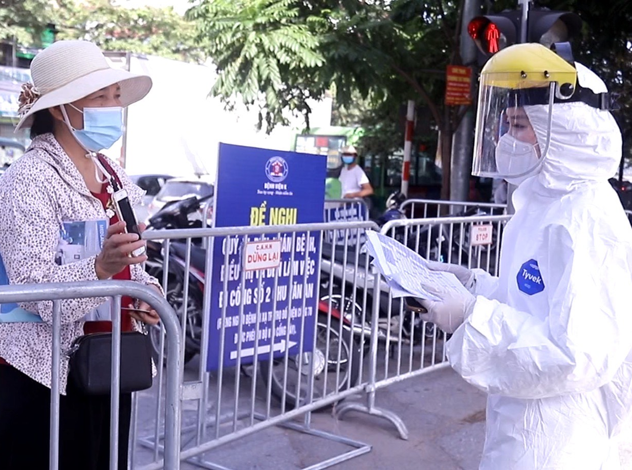 Ai được miễn phí xét nghiệm sàng lọc Covid-19?