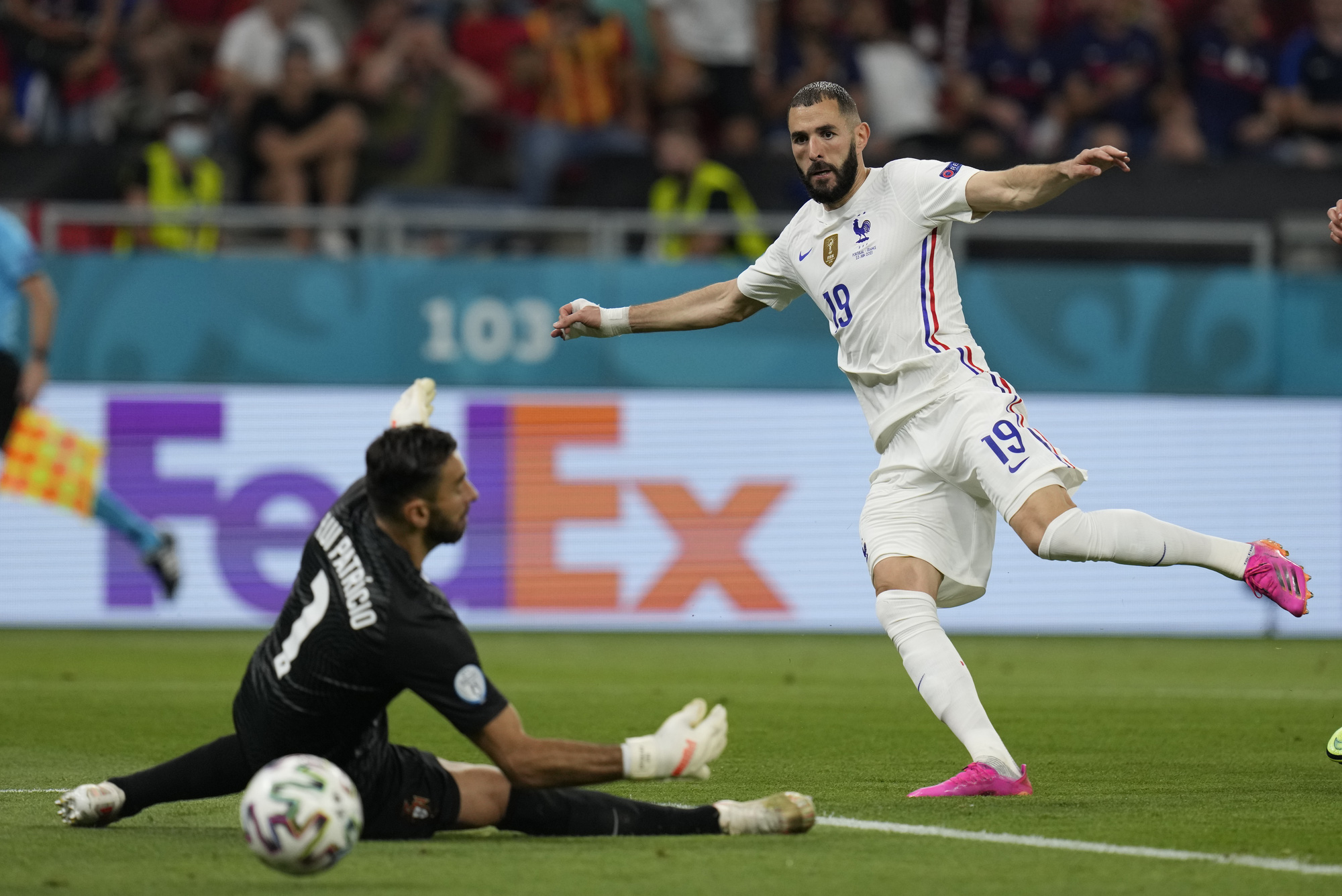 5 l&yacute; do khiến tuyển Ph&aacute;p kh&ocirc;ng thể l&ecirc;n ng&ocirc;i ở Euro 2020 - Ảnh 10.