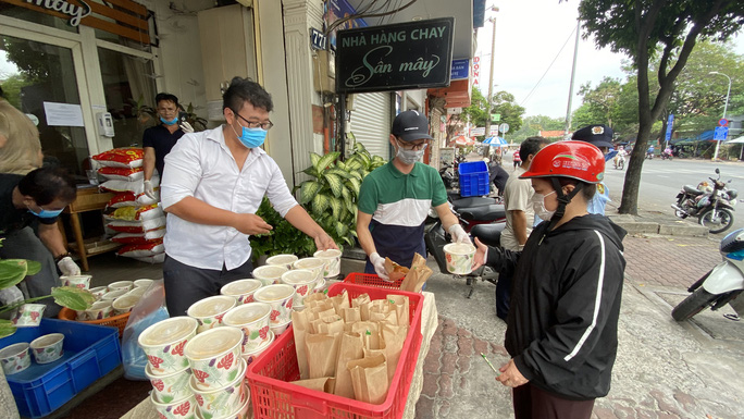 Thành phố này kỳ lạ lắm!
