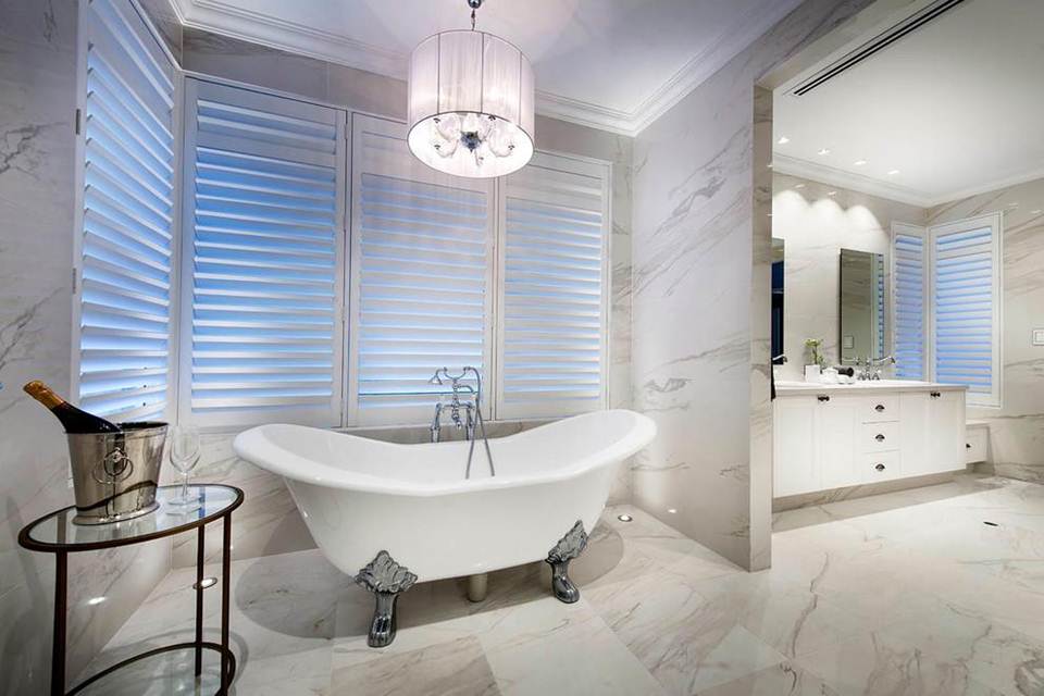 8 vật liệu l&aacute;t s&agrave;n nh&agrave; tắm được ưa chuộng nhất hiện nay - Ảnh 3.