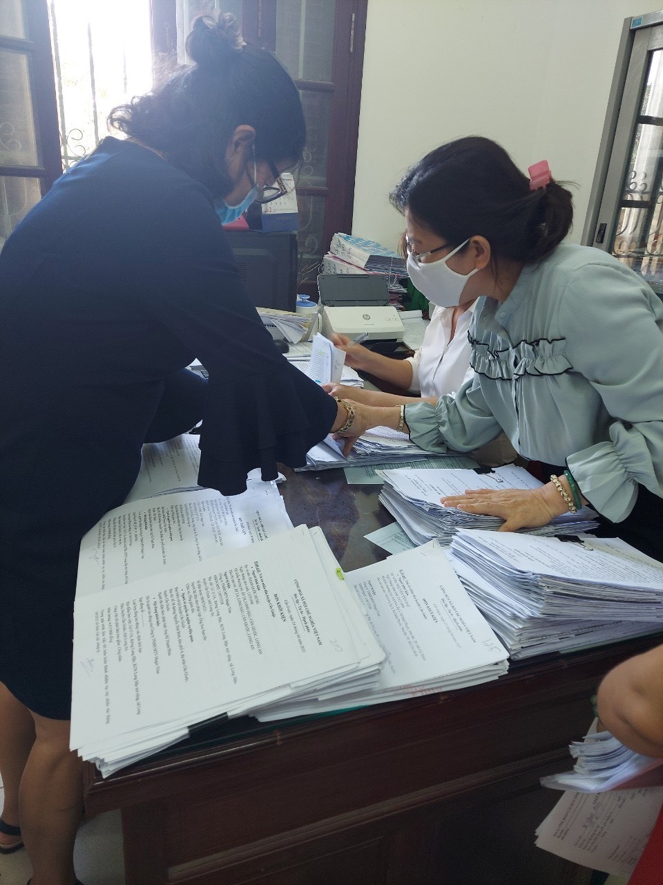 Long An: Đòi 1,3 tỉ đồng nợ BHXH cho công nhân