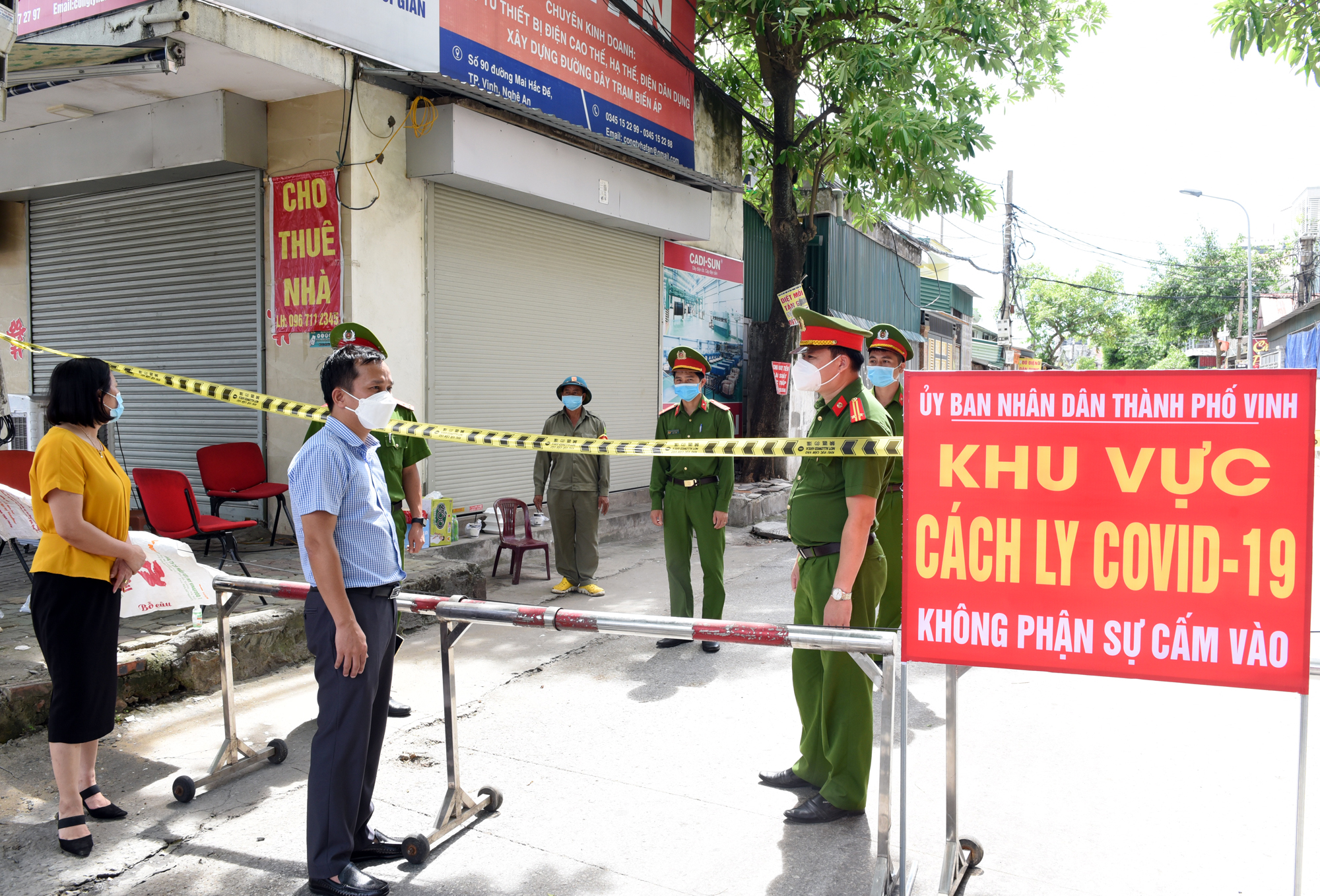 4 mẹ con trong gia đình cùng dương tính SARS-CoV-2