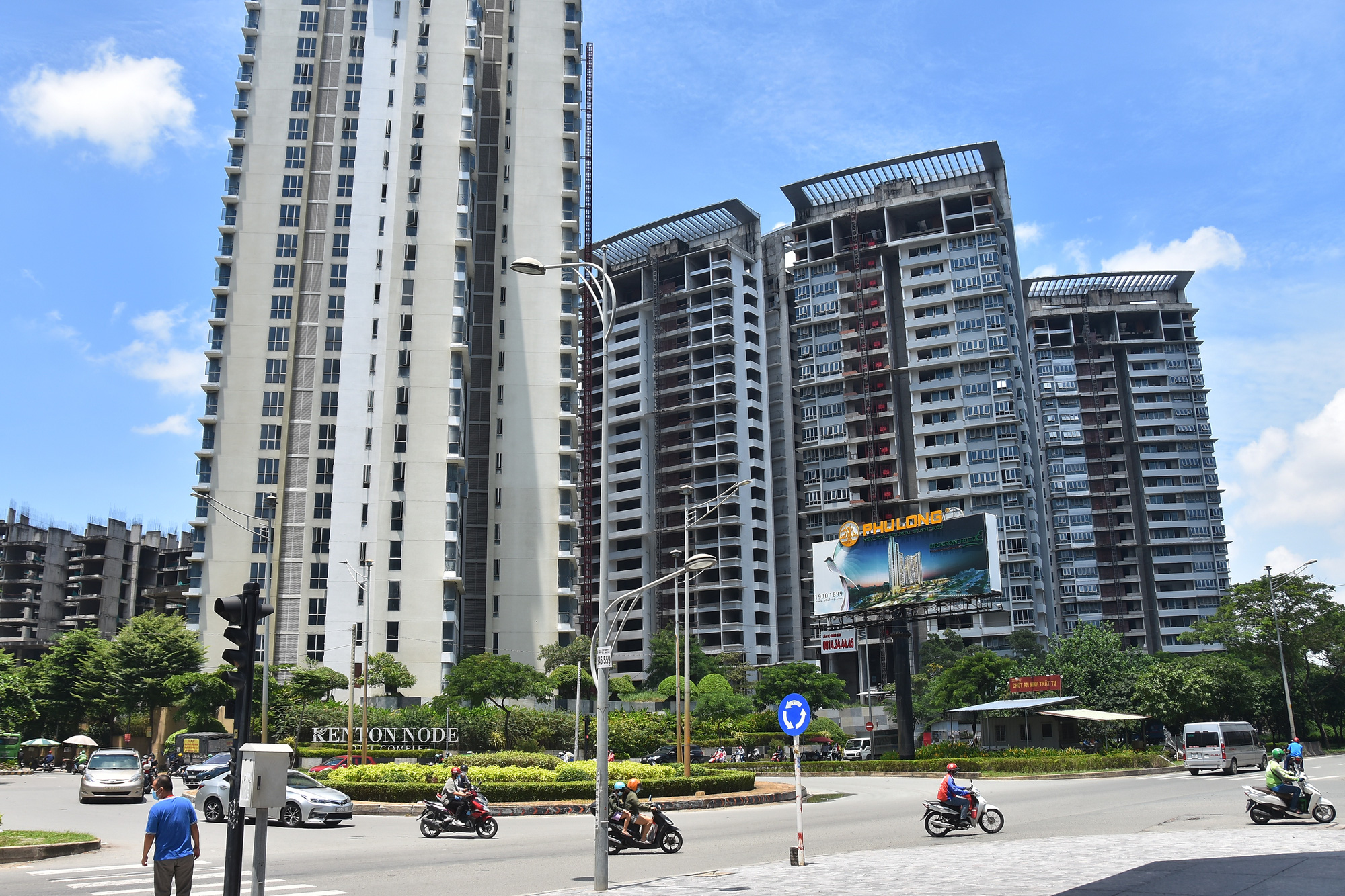 Kỳ vọng "chợ" mua bán nợ