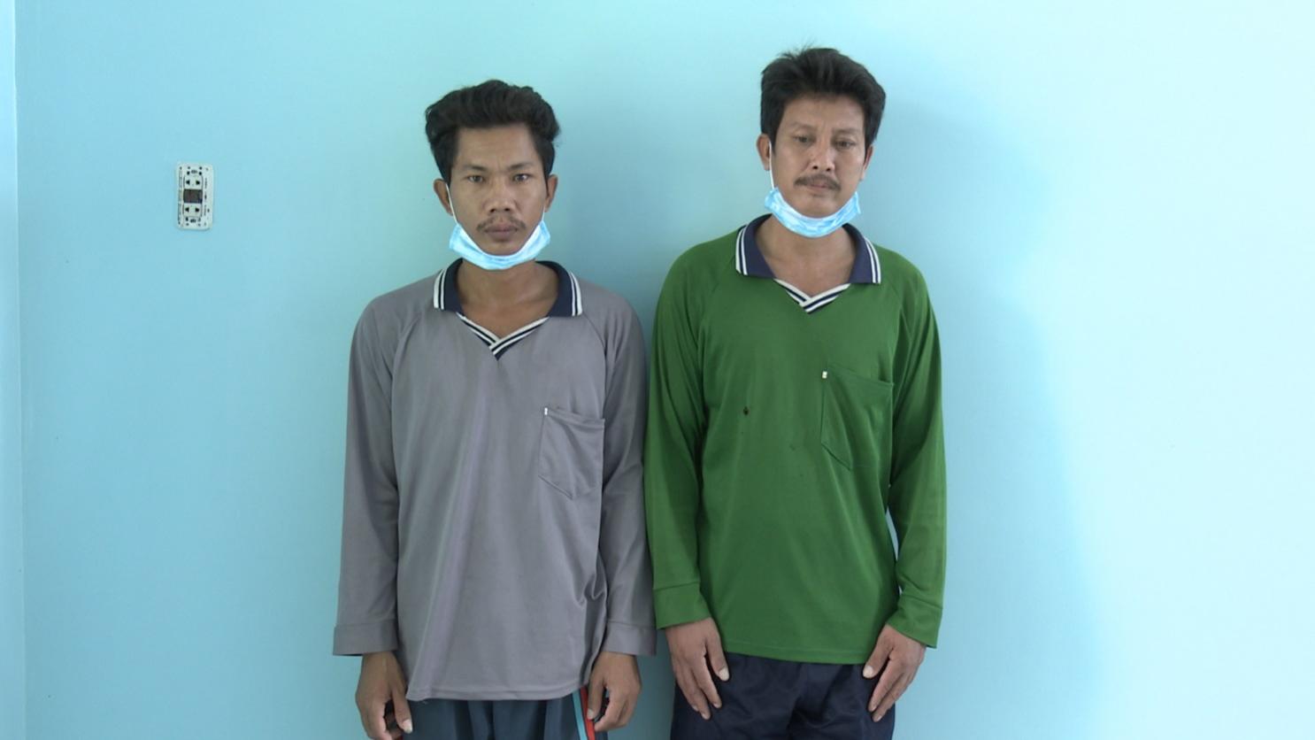 CLIP: Nhậu say, 2 g&atilde; đ&agrave;n &ocirc;ng dắt ch&oacute; v&agrave;o rừng săn t&ecirc; t&ecirc; - Ảnh 2.