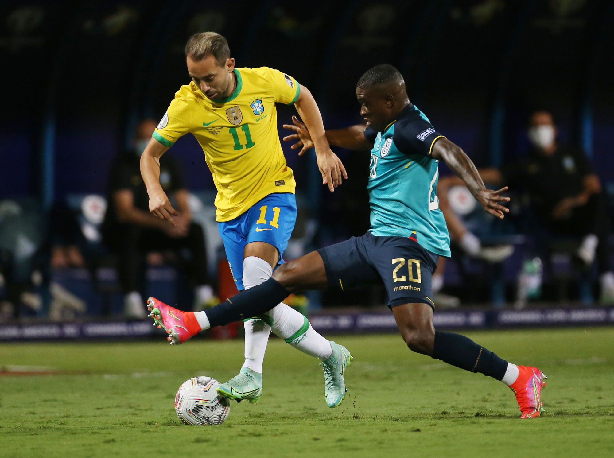 Ngắt mạch toàn thắng của Brazil, HLV Ecuador vẫn thừa nhận Selecao là số 1 - Ảnh 1.