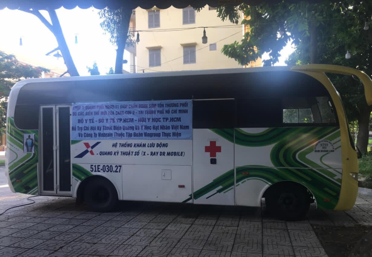 TP HCM: Bệnh viện điều trị Covid-19 ứng dụng tr&iacute; tuệ nh&acirc;n tạo đi v&agrave;o hoạt động - Ảnh 2.