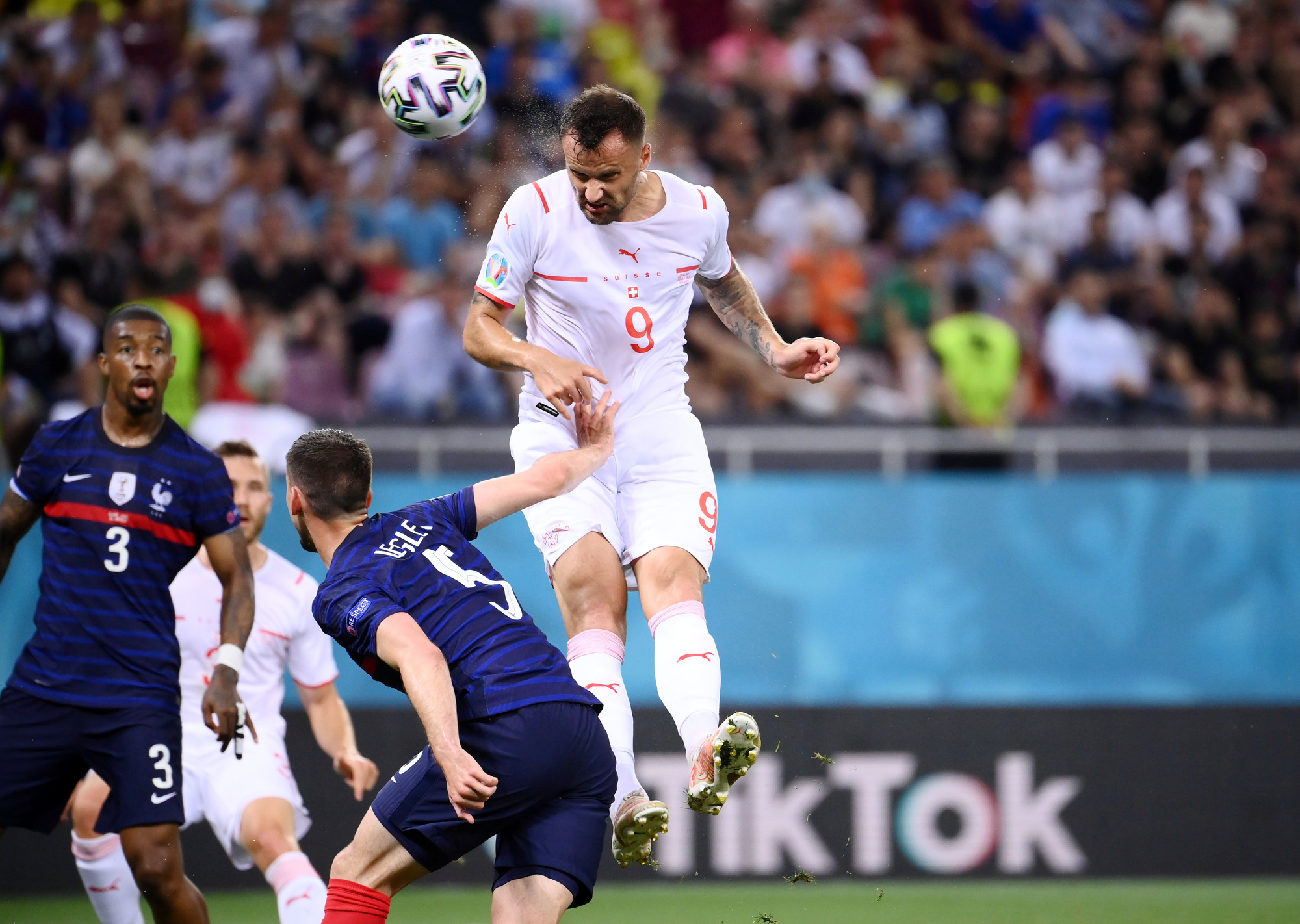 Mbappe s&uacute;t hỏng lu&acirc;n lưu, Ph&aacute;p ngậm ng&ugrave;i chia tay Euro - Ảnh 1.