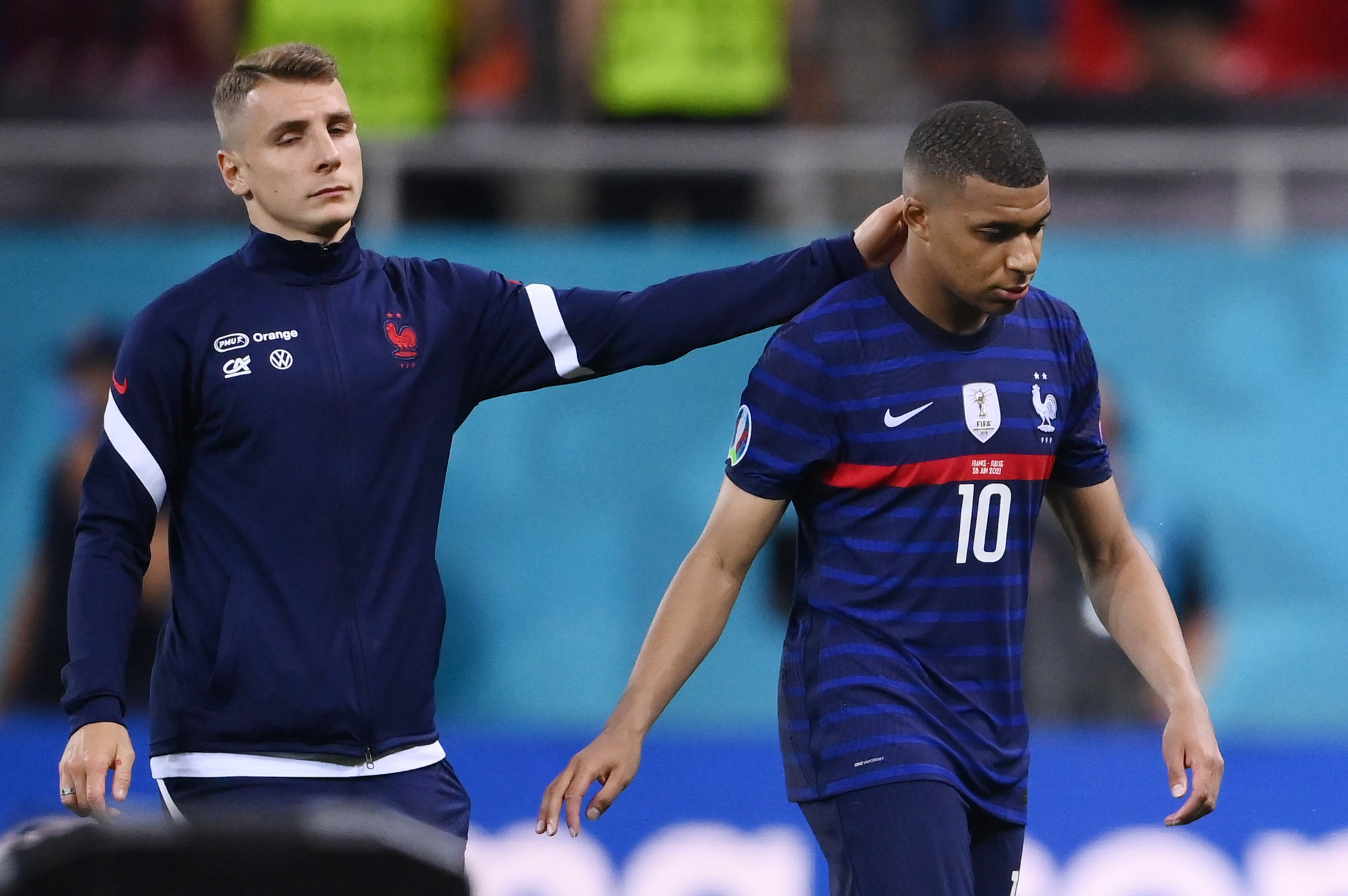 Tuyển Pháp bị loại: Kylian Mbappe không xứng đáng tiếp bước Messi, Ronaldo