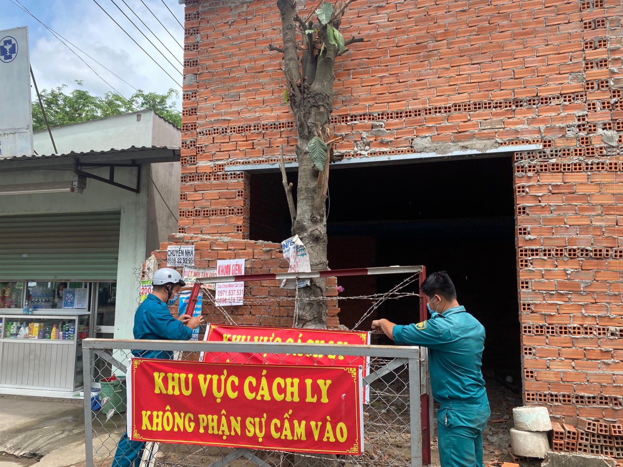 NÓNG: Tiếp tục ra thông báo khẩn tìm người đến 12 địa điểm ở huyện Hóc Môn