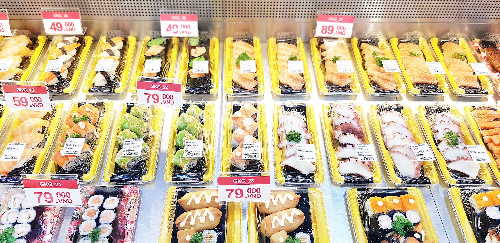 Satramart - Siêu thị Sài Gòn đưa vào hoạt động quầy sushi tự chọn