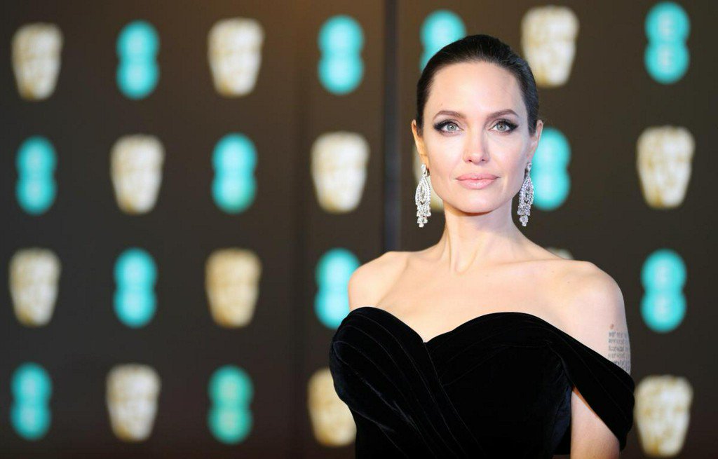 Angelina Jolie thất vọng, quyết kháng cáo sau khi thua Brad Pitt