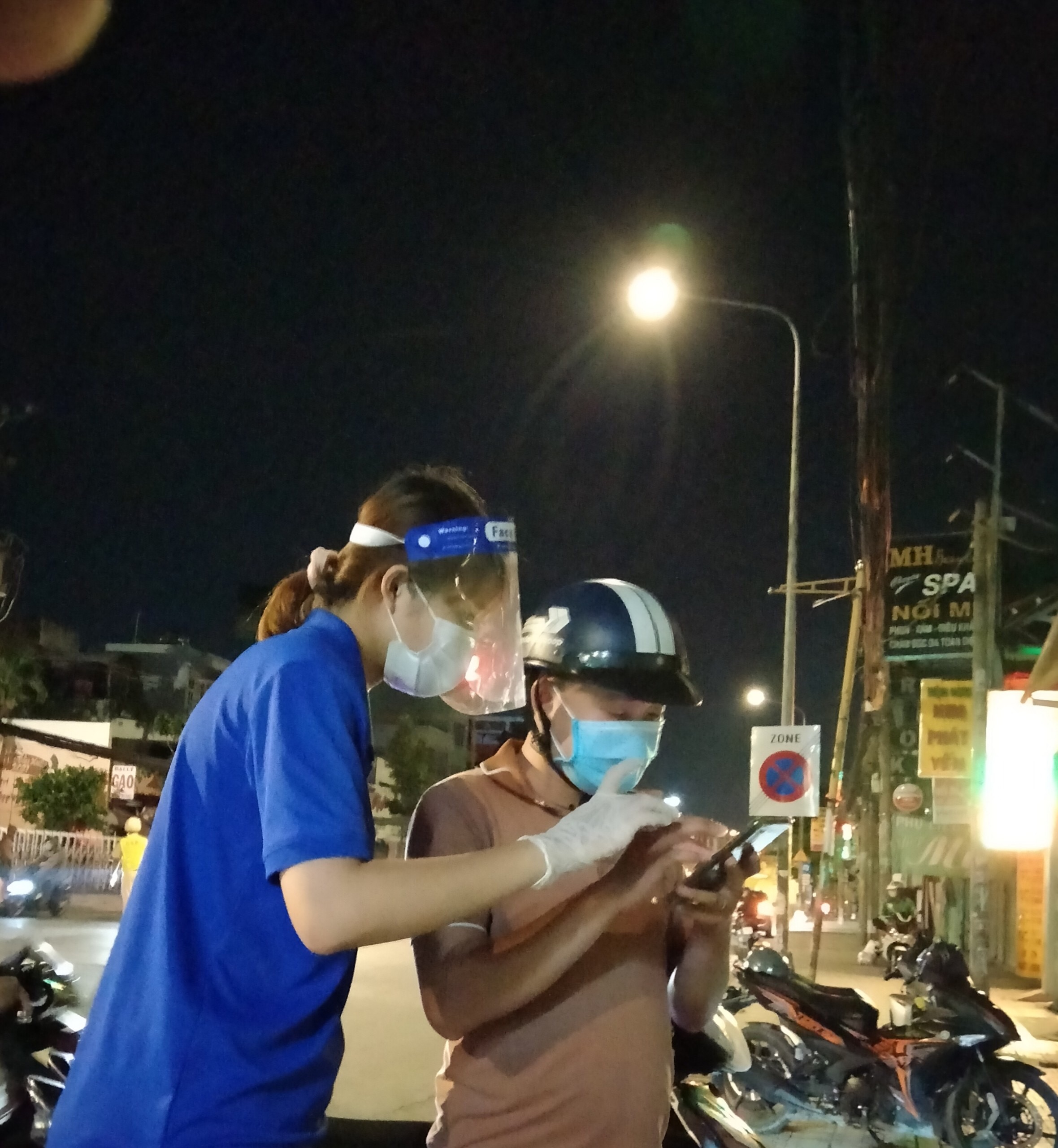 Nhật k&yacute; chống dịch: H&agrave;nh trang t&ocirc;i mang theo l&agrave; nhiệt huyết tuổi trẻ - Ảnh 3.