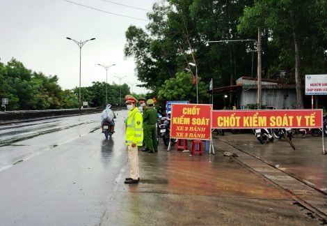 Khởi tố vụ quán cắt tóc hoạt động bất chấp dịch Covid-19
