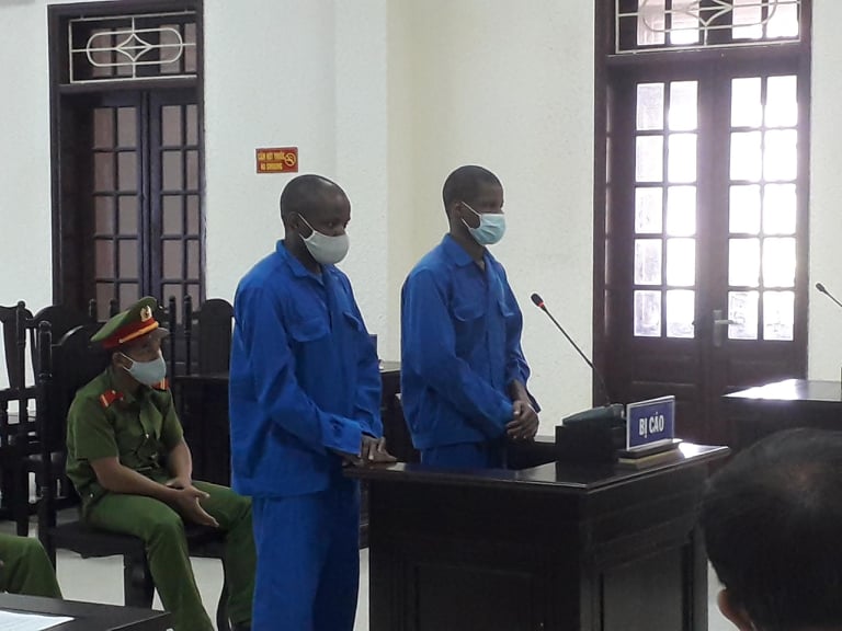 Tử hình 2 thanh niên người Nigeria vận chuyển lượng ma túy "khủng" vào TP HCM