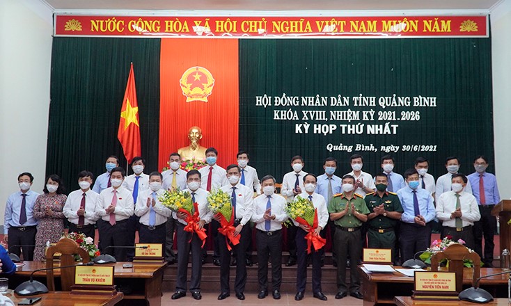 Ông Trần Thắng tái đắc cử Chủ tịch UBND tỉnh Quảng Bình