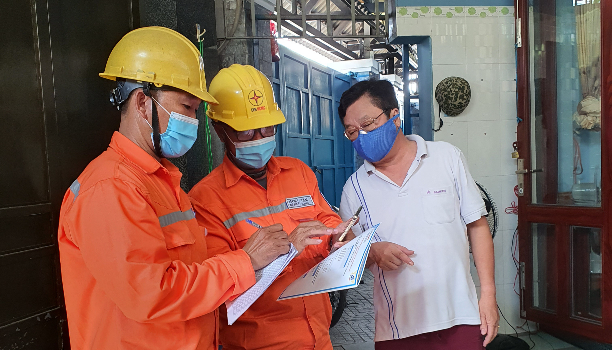 TP HCM không cắt điện trong khu vực phong tỏa