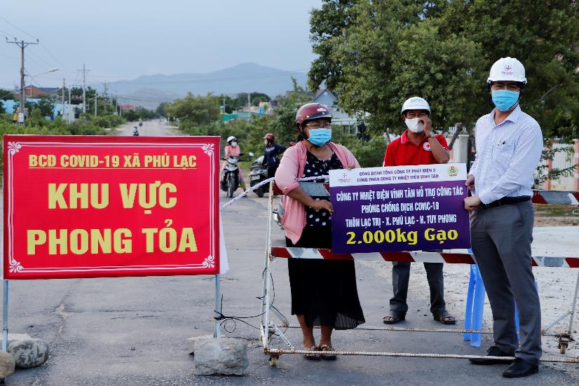 Nhiệt điện Vĩnh T&acirc;n vừa bảo đảm sản xuất vừa hỗ trợ ph&ograve;ng, chống dịch Covid-19 - Ảnh 2.